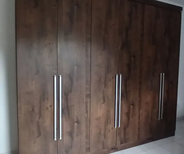 Guarda roupa casal 6 portas 6 gavetas