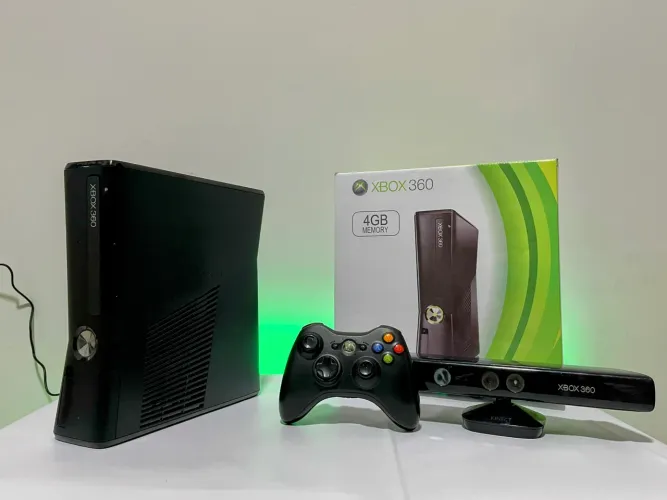 Xbox 360 RGH e LT3.0 - 250GB