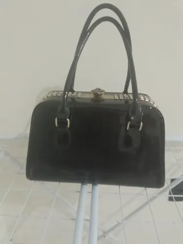 Bolsa Verniz elegante