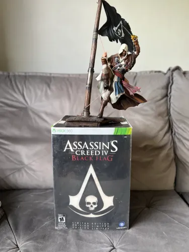 Action figure black flag 