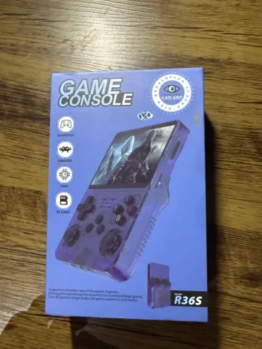 Game console portátil R36S