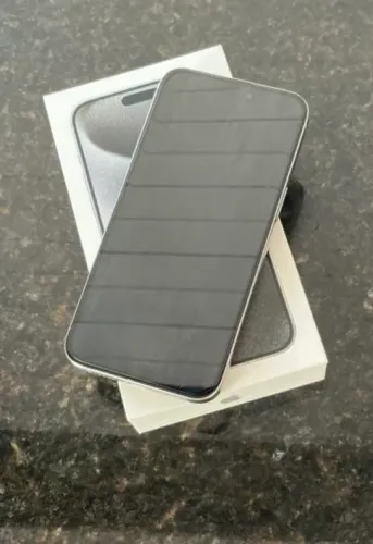 VENDO: iPhone 15 Pro Max 256GB - Impecável!