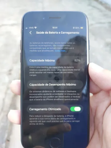 iPhone SE segunda geração 