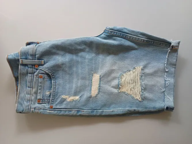 Bermuda Levis 40/42