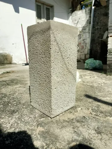 Manilha quadrada/ coluna pronta temos