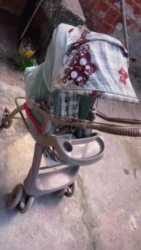 Carrinho de bebê galzerano