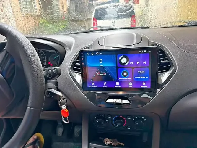 Multimídia ford ka Android 9P 2ram 32g carplay YouTube Netflix Wifi Waze bluetooth