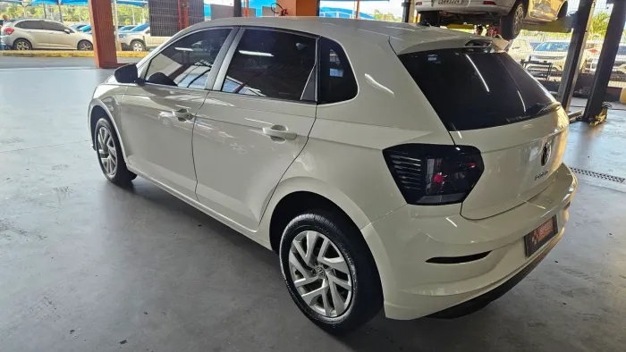 Volkswagen Polo 1.0 MPI Flex 12V 5P 2024