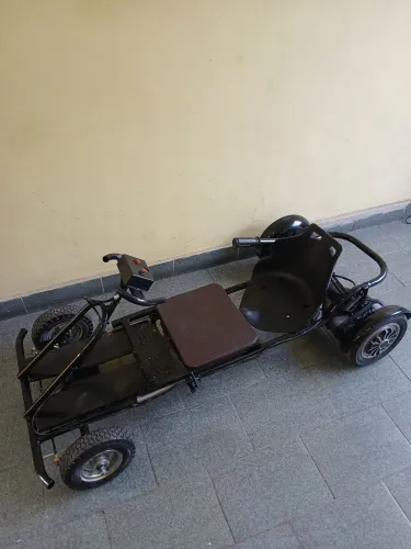 KART ELÉTRICO 700 WATTS 