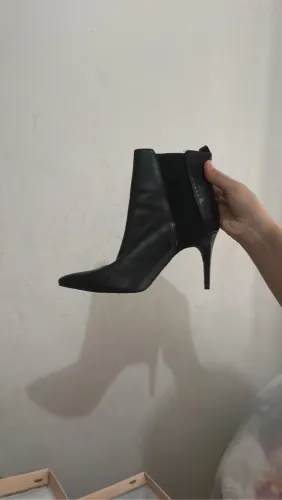bota cano curto preta 