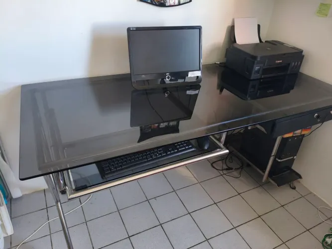 Mesa escritório ENORME