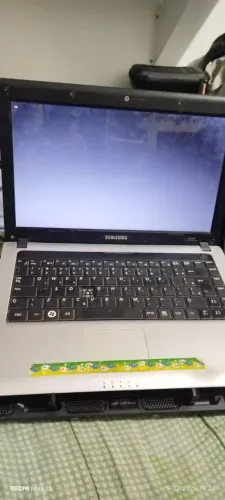 Notebook Samsung RV410