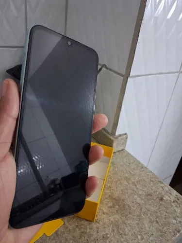Poco c 85