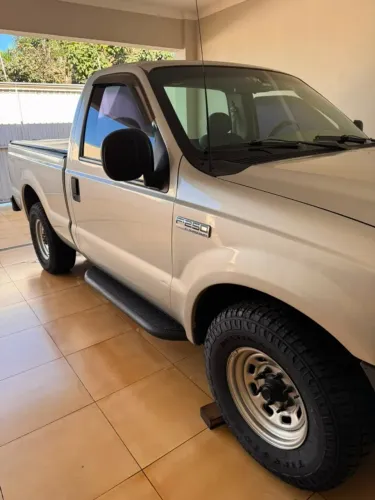 Vendo F-250 XL SUPER DUTY