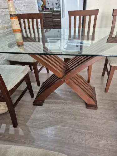 Mesa 6 cadeiras
