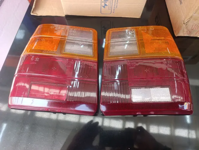 Jogo lanternas traseiras originais Fiat uno