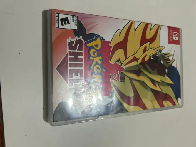 Pokemon Shield - Jogo Nintendo Switch