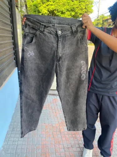 Vendo calça unissex tamanho:38