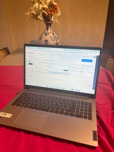 Notebook Lenovo i3