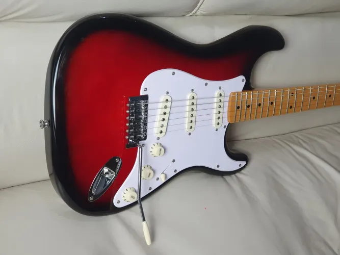 Guitarra SX sst57 Plus