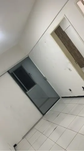 Aluga-se apartamento 