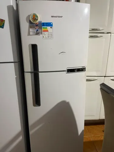 Vendo geladeira 