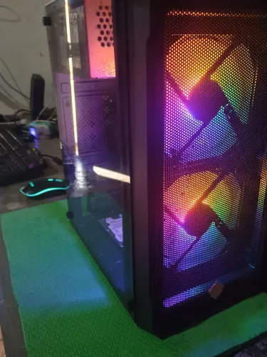 CPU FUNCIONANDO PERFEITAMENTE