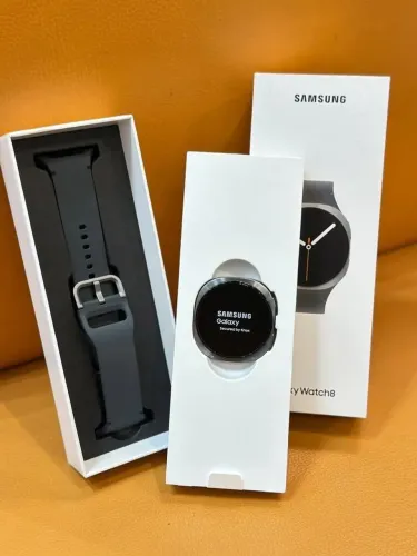 Galaxy Watch 8 (black)