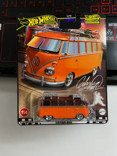 samba bus hotwheels