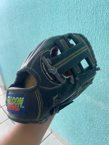 Luva de beisebol falcon usada  bom estado 