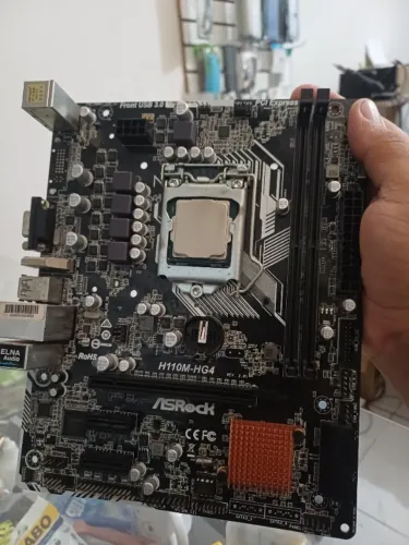 Placa mãe H110M + Processador i3 7100