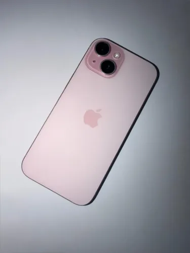 iPhone 15
