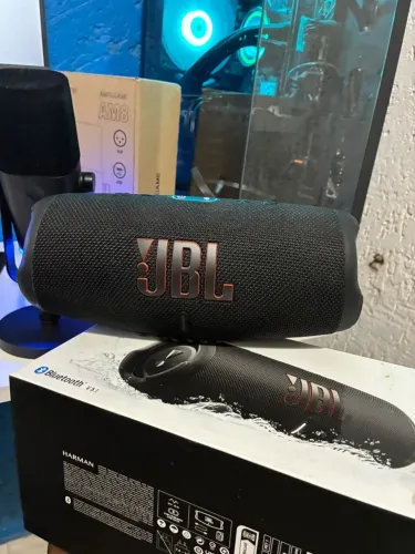 Caixa de som jbl charge 5 PRA SAIR HOJE!!!