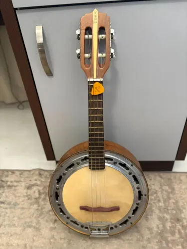 Banjo Toks usado
