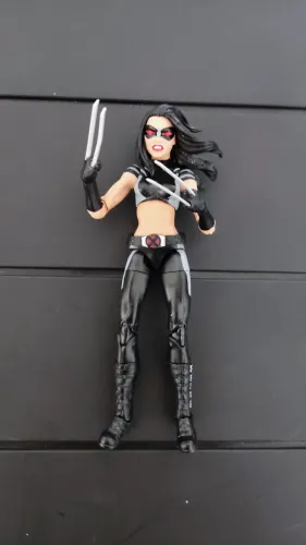 X 23 Marvel Legends Boneco Figura Original Hasbro Usado