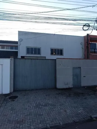 BARRACÃO/GALPÃO para alugar com 286m² por R$ 6.435,00 no bairro Sítio Cercado - CURITIBA /