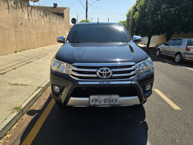 Toyota Hilux CD SRV 4X4 2.8 TDI Diesel Aut. 2018