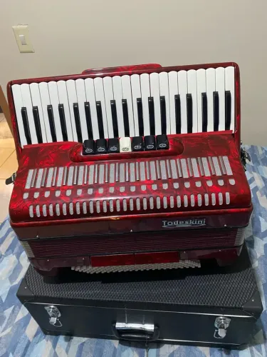 Acordeon todeskini
