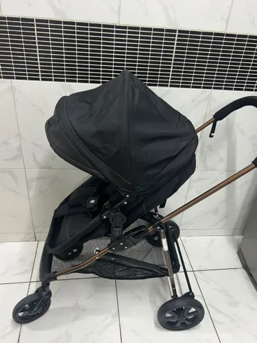Kit carinho de bebê com bebê conforto e suporte para carro