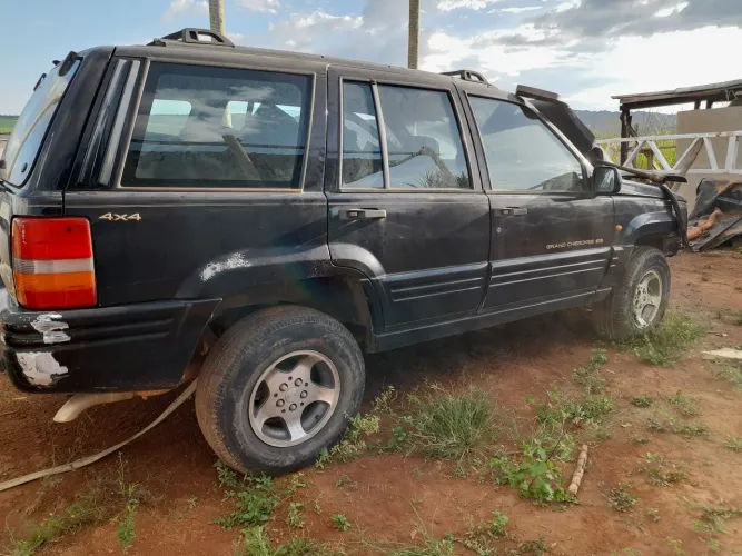 Grand cherokee para retirada de pecas