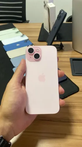? iPhone 15 128GB - Rosa