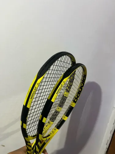 Par De Raquetes Babolat Aero (Aero G 270g + Aero Team 300g)