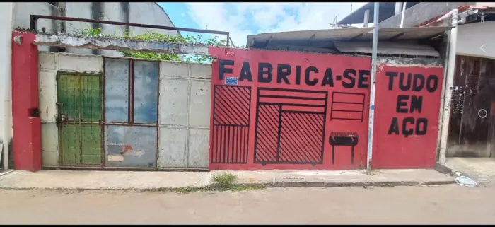 Vendo terreno em Itapuã  rua Antônio Carlos Magalhães,36  km 17 carro na porta 