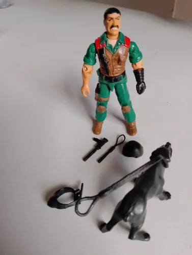 Brinquedo Comandos em Ação Cão Bravio - Mastim Marca Estrela 1986