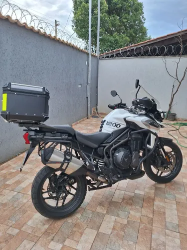 Triumph tiger 1200