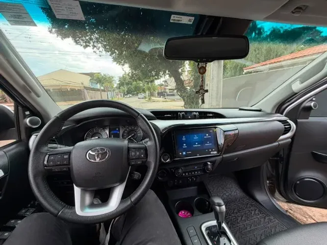 Toyota Hilux CD SRX 4X4 2.8 TDI 16V Diesel Aut. 2024