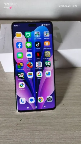 Celular Xiomi 13 Lite Rosa .