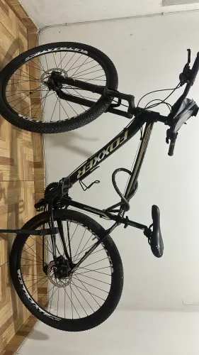 Bicicleta Aro 29 Foxxer - Freio a Disco / Ótimo Estado