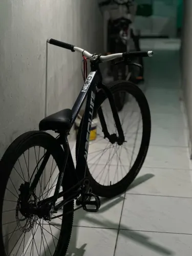 NERO 5 aro 29 com cubo barulhento