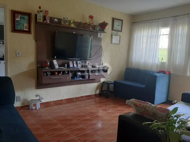 Casa à Venda com 240m² na Vila Medeiros.